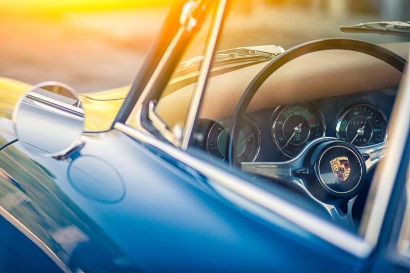 A Versailles révision porsche classic ancienne et collection avant ou après les 24 heures du Mans
