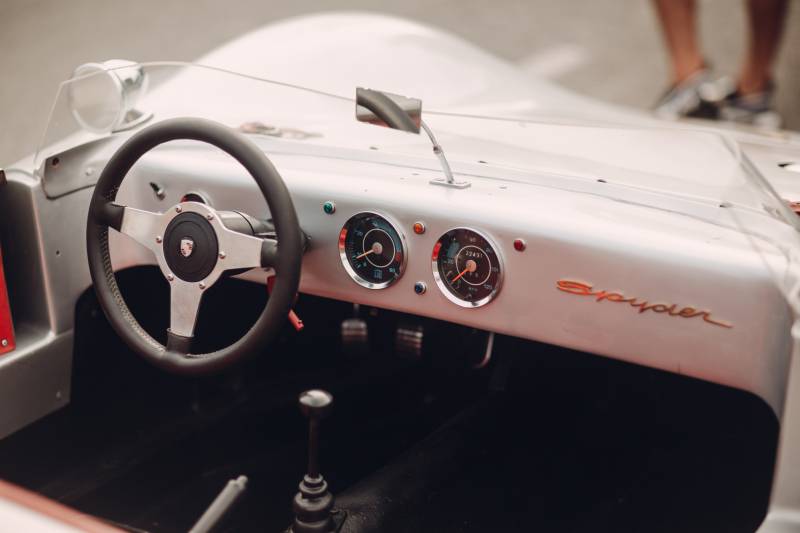 A Boulogne Billancourt révision porsche classic ancienne et collection avant ou après les 24 heures du Mans
