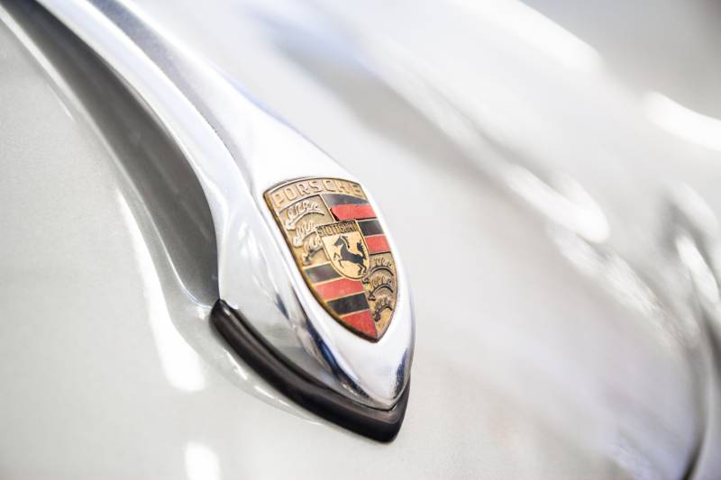 Spécialiste proche de Les Loges-en-Josas pour la révision et l'entretien Porsche 911, cayman, spider et boxster