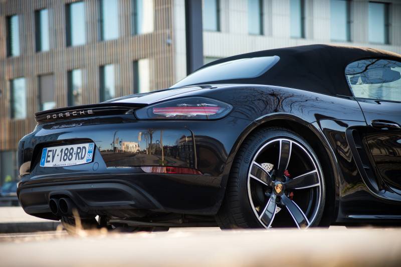 Comment poser une ligne échappement SuperSport Evox sur une Porsche 911, Boxster, Cayman ou Spider à Saint Germain en Laye 78?